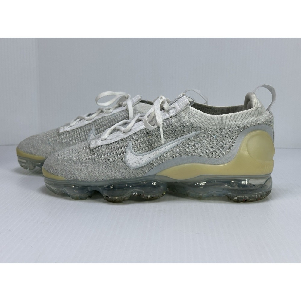 Nike Air Vapormax 2021 Flyknit White Platinum Shoes Women's Size 9.5‎ DC4112-100